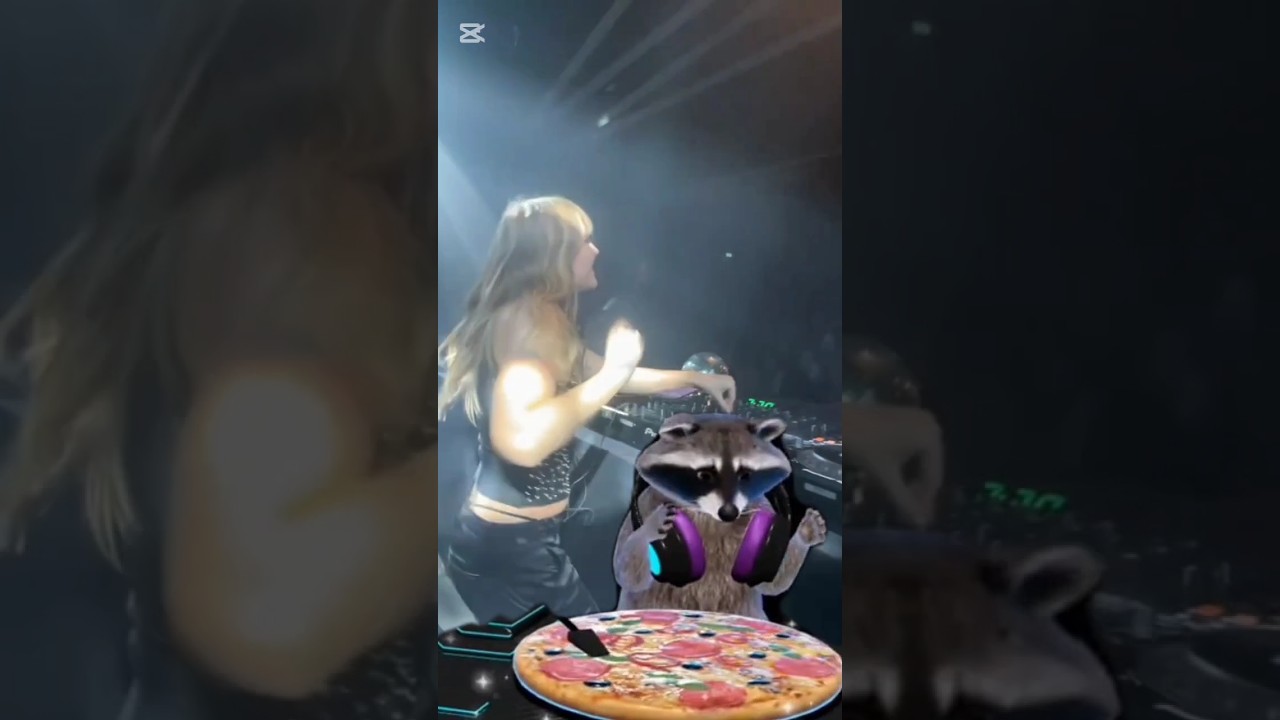 Victoria De Angelis"WHISTLE"🤟😎🎧new track meme