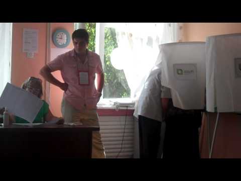 რამდენიმე ამომრჩეველი ერთ კაბინაში