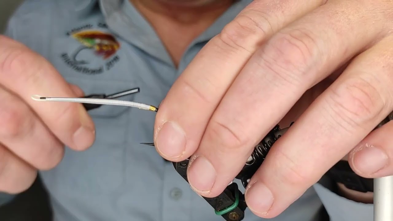 tying freestyle salmon fly on 6/0 hook