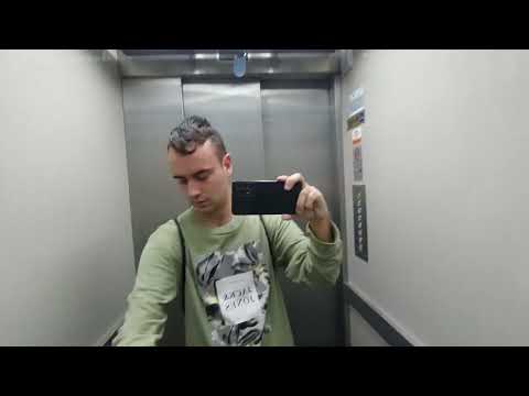 1992 Marvi Lift In A 5 Story Building In Tarragona