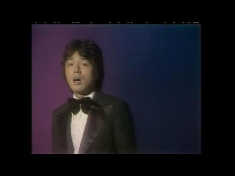 【珍贵视频】1975年温拿乐队钟镇涛演唱《IF》， 周杰伦《天台爱情》插曲，70年代歌迷超疯狂 #钟镇涛# #温拿乐队# #WYNNERS#