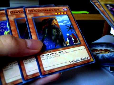 Opening the best structure deck ever? Gravekeeper's Spy, Mirror Force, Allure of Darkness, Foolish Burial! Bought 3 of them. Rate, comment, and SUBSCRIBE!!!