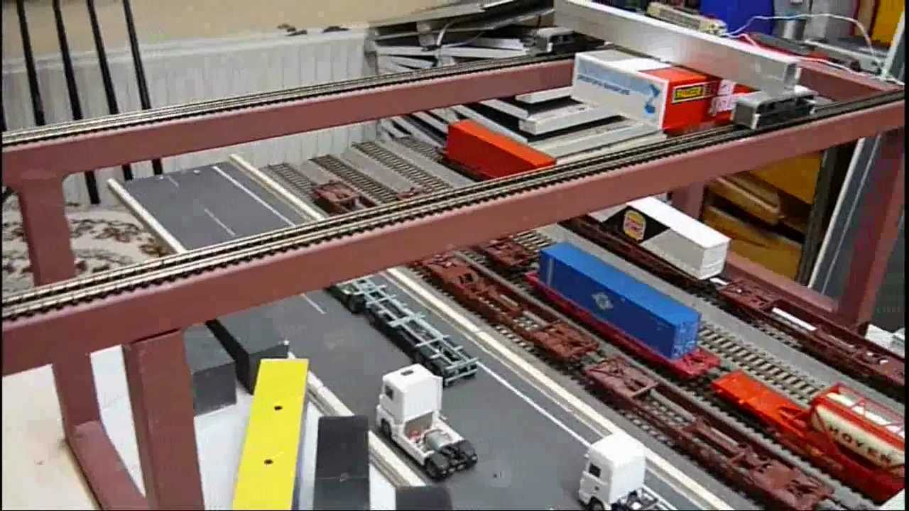 Containerkran Eigenbau in HO Teil 1 (voll funktionsfähig)