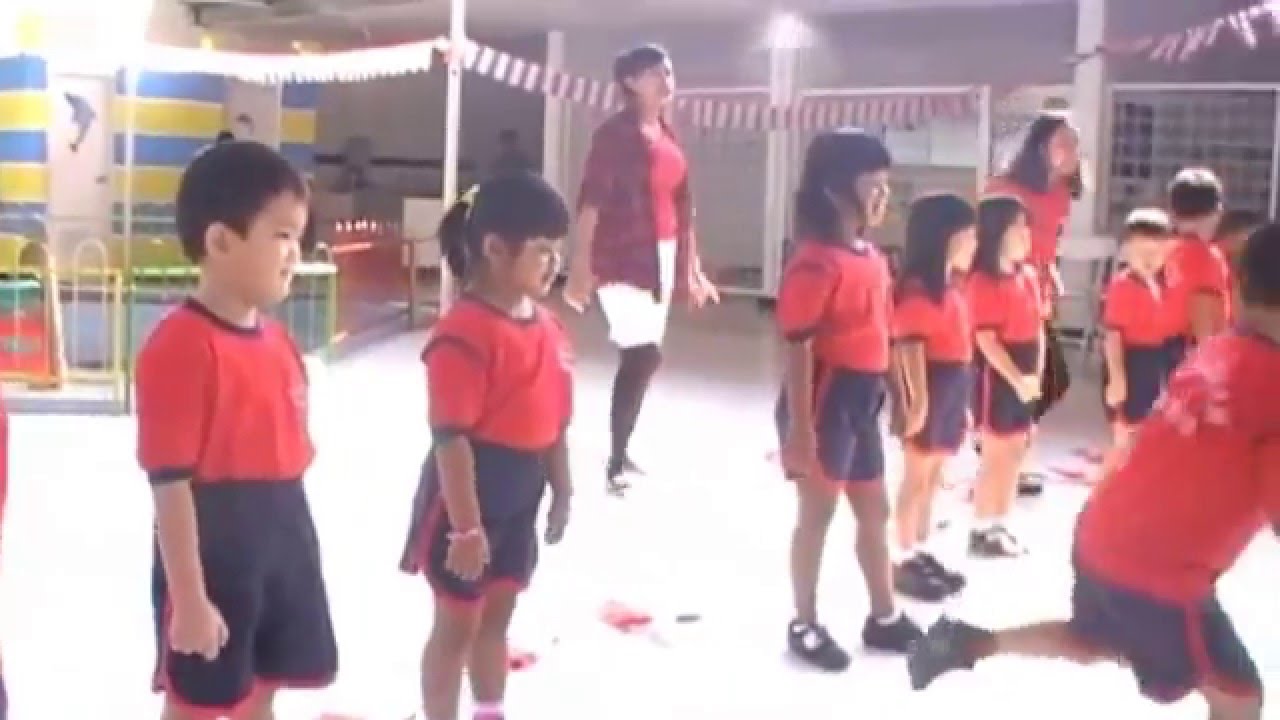 Video Lucu Lomba 17 Agustus Dan Lomba Pecah Balon Guru Dan Orang Tua