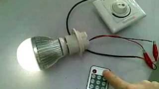 7W dimmable LED light bulb