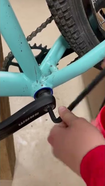 How to fix a crank the jank way #mtb #asmr #shorts #dirtjumper