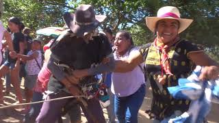 Celebración en la Piedra sagrada del Macho, en San Cristobal Tlacoachistlahuaca Guerrero.