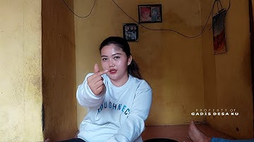 janda memang menggoda,gak kuat....!! kang vey salah tingkah,senyum2 sendiri