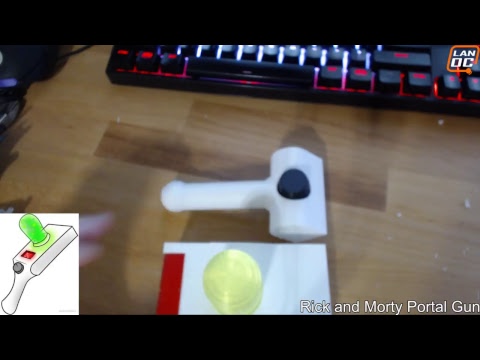 Printing a the Portal Gun from Rick and Morty