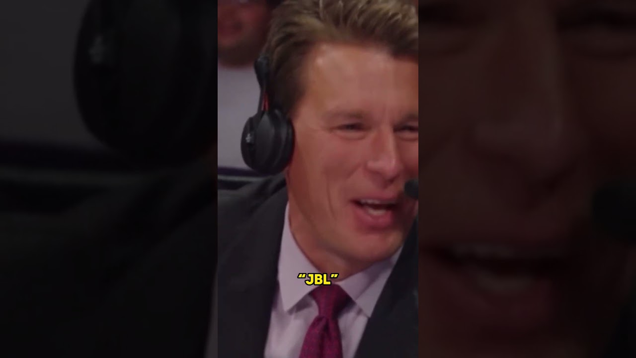 Веселые кричалки фанатов во время матча Рэнди Ортона против Шеймуса 