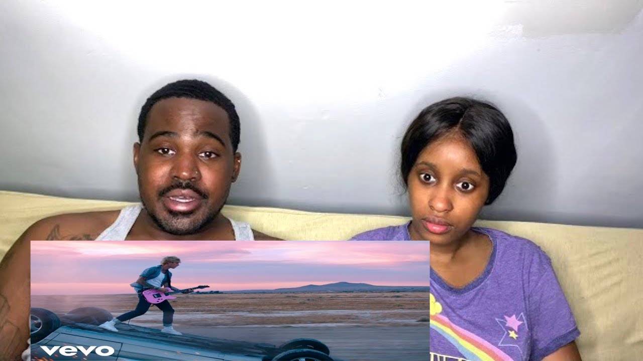 Machine Gun Kelly ft. blackbear - my ex's best friend (Official Music Video) (Reaction) 