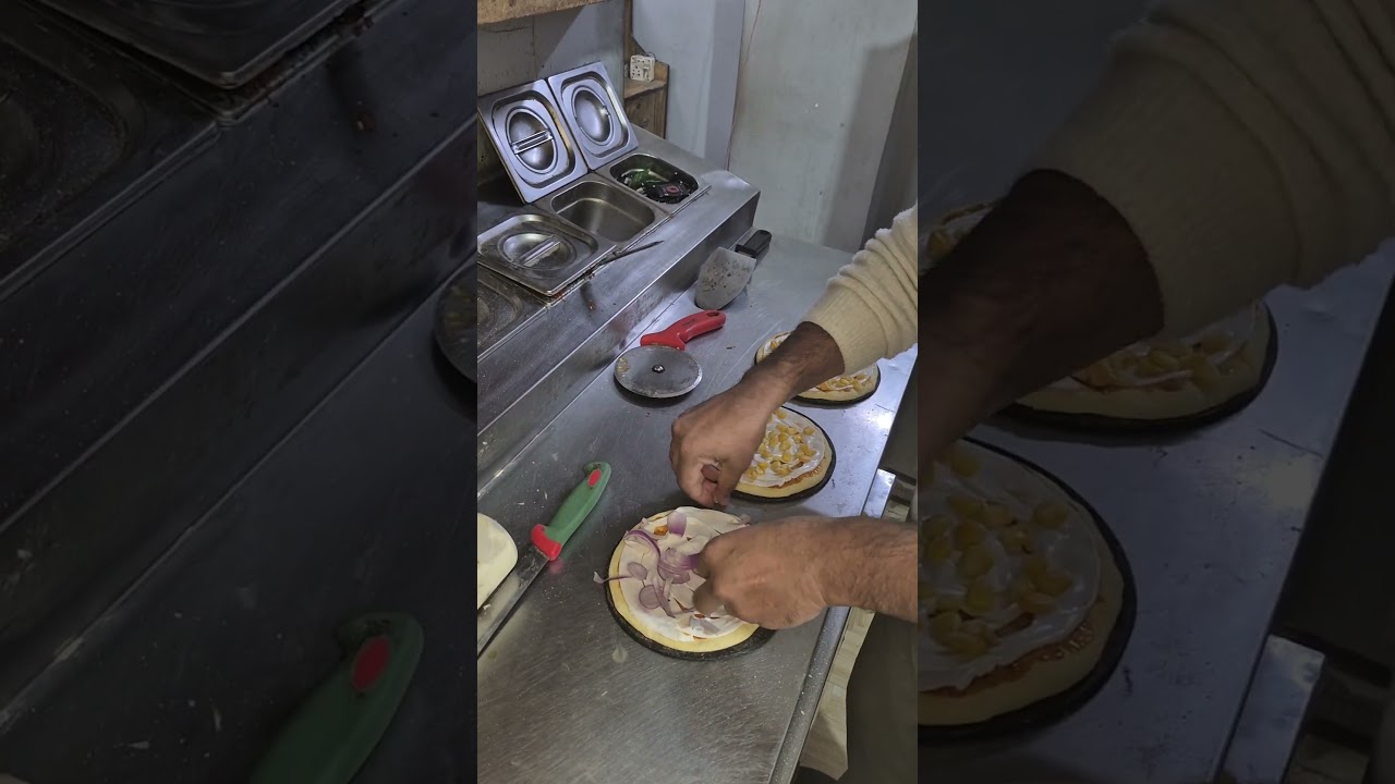 Fresh Daugh Pizza Making 