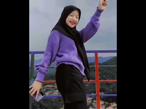 Cewek Jilbab Goyang Bokong Hot