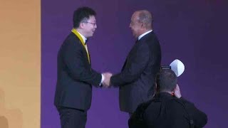 Chinese born scientists win prestigious US science awards
