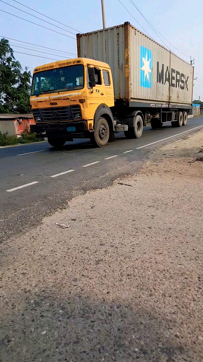 cargo container real horn sound. #shorts #viral #cargo #container #video #subscribe