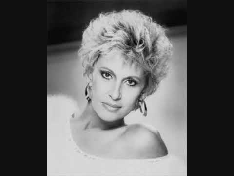 Tammy Wynette "He Loves Me All The Way"