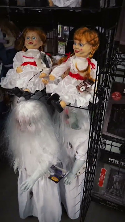 Boneca Spirit Halloween Annabelle em tamanho natural, oficialmente