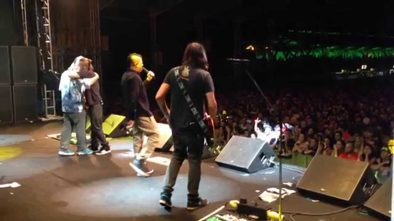 Helião Rzo & Sandrão Rzo Homenagem ao Chorão - YouTube