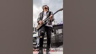 Synister Gates solo melody 