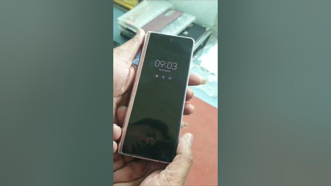 Samsung Galaxy Z Fold 2 Hinge Problem Issue Solve AVMobileWorld