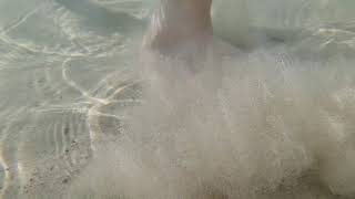 Barefoot Stomp Underwater SLOW S9E3