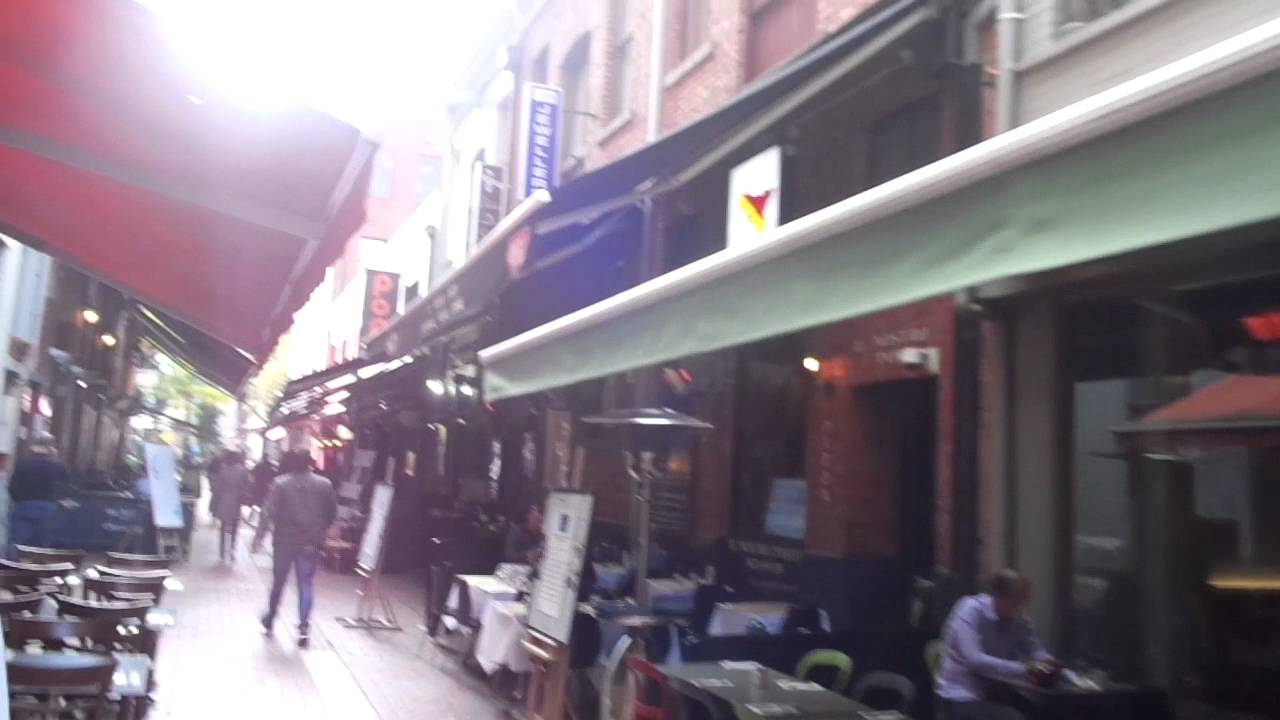 Sarah Jordan - A Walk through Hardware Lane, Melbourne!