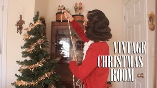 Decorate My Room For Christmas With Me! + Tour | Carolina Pinglo