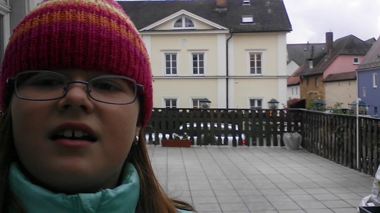 Ein Radschlag mit Rad und spagat camera iphone 8 plus apk