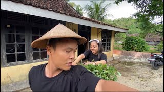 Hadiah Dari Mas Suryo Nih  Keseharian Bersama Keluarga Gunung Kidul 