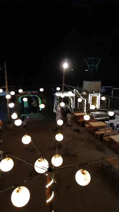 Story' WA IG main ke cafe pinggir pantai