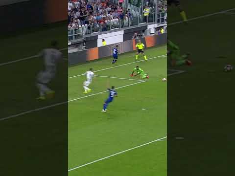 LICHTSTEINER’S HEROIC GOAL-LINE SAVE! 🛑🇨🇭
