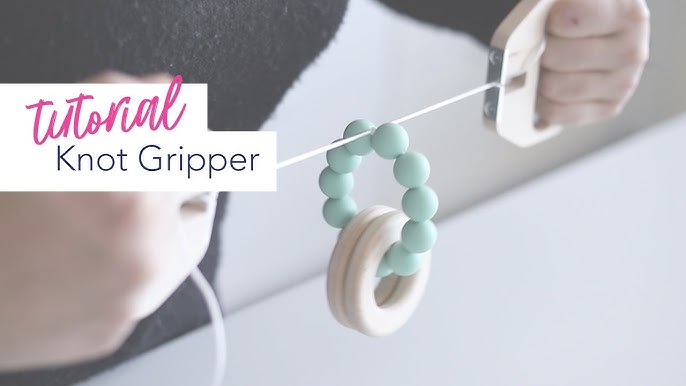 How to use Knot Grippers to make beaded wristlets 