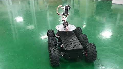 6 DOF robot arm with arduino that on 6WD Wild  Chassis