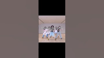 Thumbnail of Hey, hey, hey boy you make me jellyous!! 🩷🩷 #illit #gllit  #jellyous #fypp #아일릿 #kpop #kpopgirl