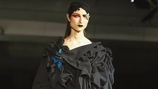 Yohji Yamamoto | Full Show | Womenswear | Paris Fashion Week | Fall/Winter 2017/2018