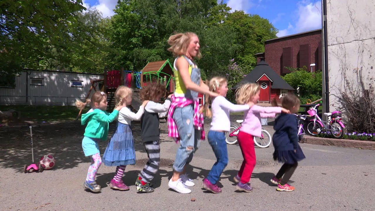 Barnehageversjonen || FIOLETT dans || BlimE 2015