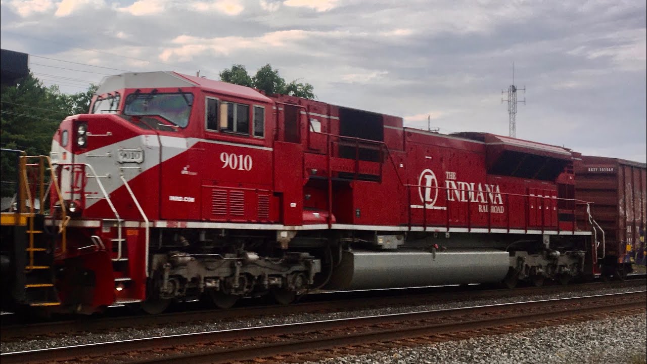 Csx q367 with a Indiana railroad sd90mac trailing in painesville Ohio