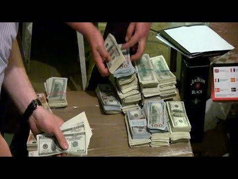 Видео изъятия денег у директора "Белмедтехники" (полная версия)