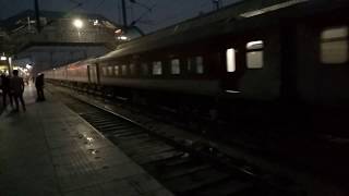 22126 ASR-NGP A.C EXPRESS ARRIVING JUC IN DARK #NAGPUREXPRESS