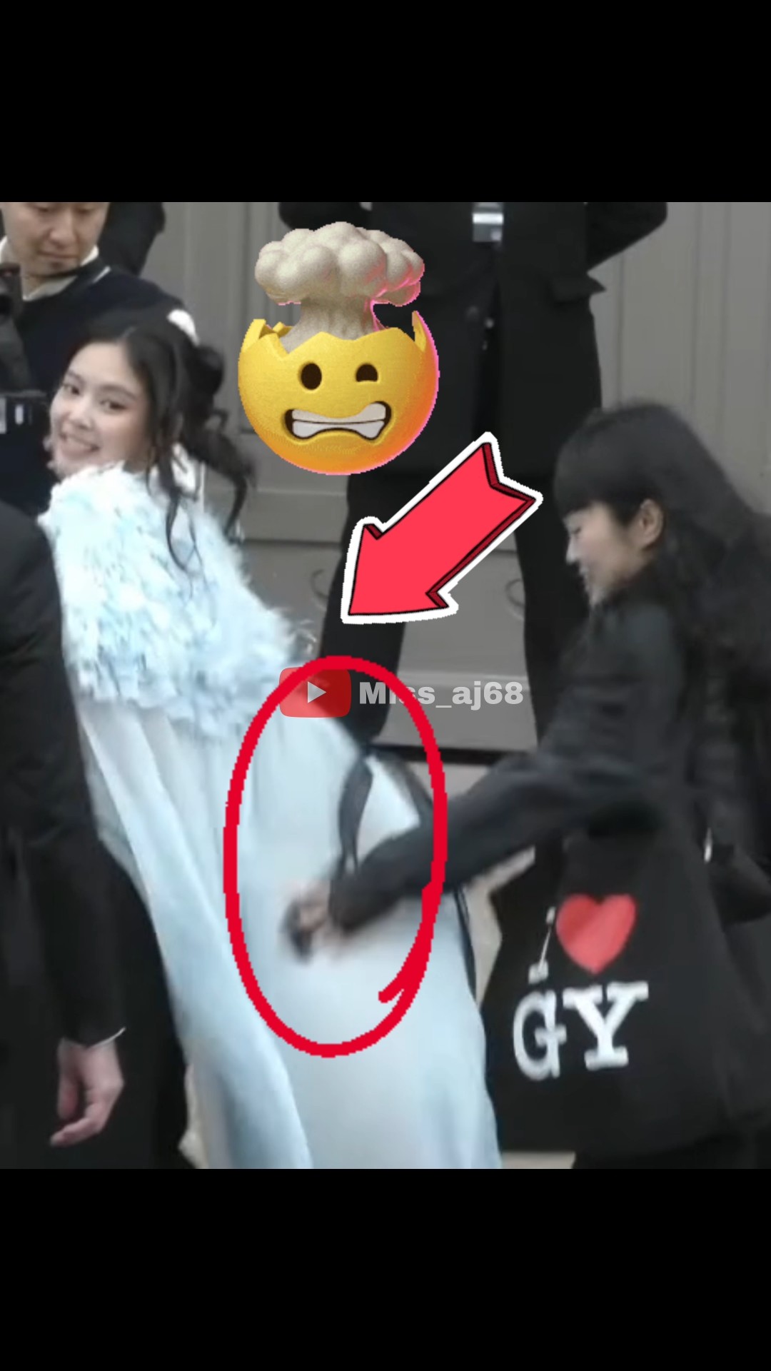 Jennie should pay her more ?? #jennie #funny #ytshorts #nini #blackpink #blink @jennierubyjane