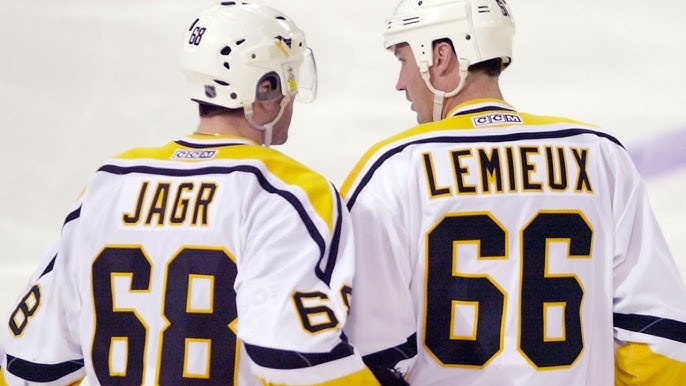 Buffalo Sabres Unveil New Royal Blue Jerseys