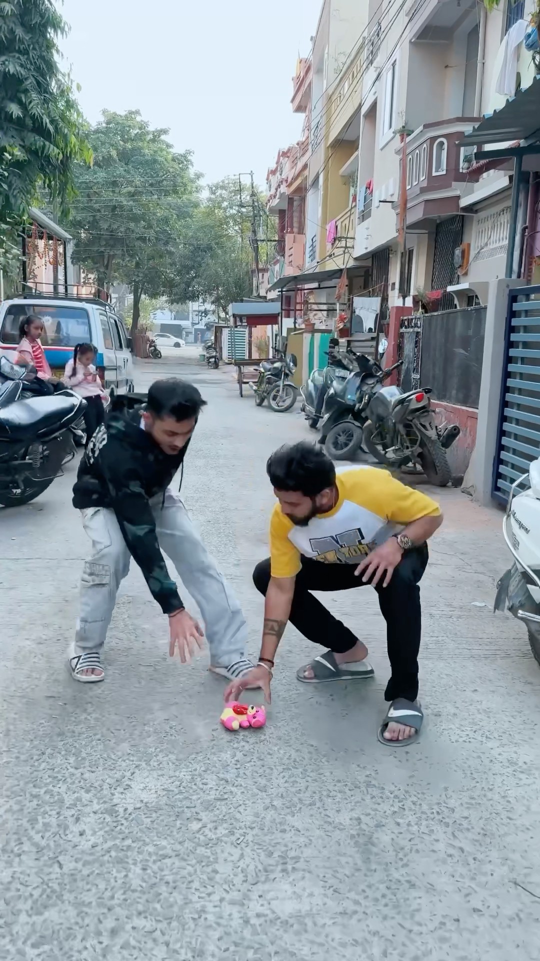 Biwi no.1?||funny videos||#comedy #biwino1 #funny #youtubeshorts #golu008 #funnyvideo