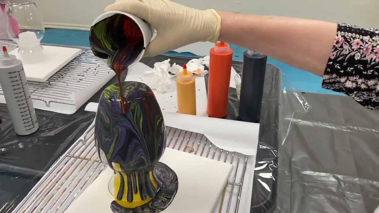 Acrylic pour vase pt 2 YouTube