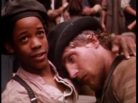 newsies-(1992)-movie-trailer---christian-bale,-bill-pullman-&-robert-duvall