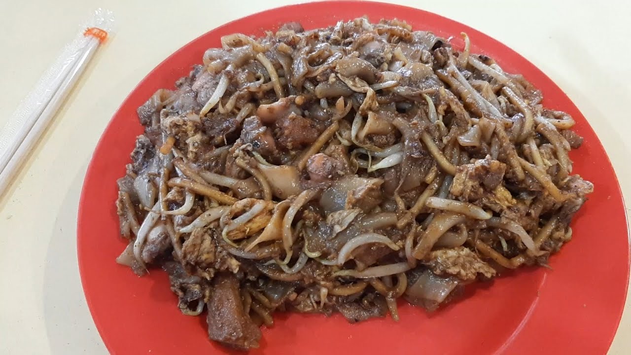 Telok Blangah Crescent Food Centre. Hai Kee Teochew Cha Kuay Teow. 50 Years of Cooking Just One Dish