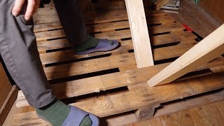 たった2本の木材で簡単に木製パレットが解体できるらしい