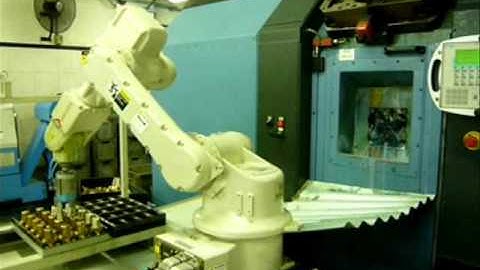 Automated Machine Load & Unload Cell (PS3L 6-axis robot)