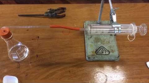 Gas collection (gas syringe)