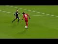 محمد صلاح في لقطة بهلوانية