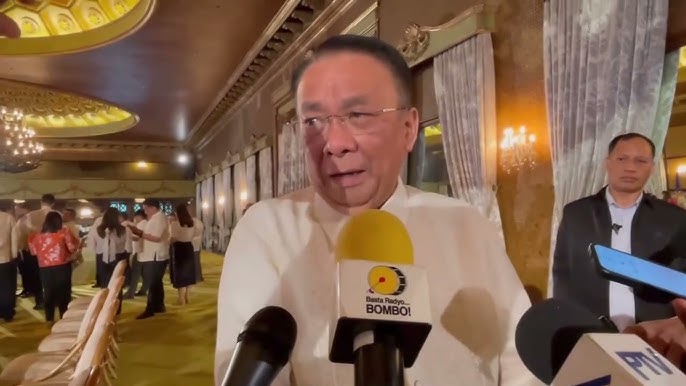 OMG! NAG-LÉAK na! NAGKAGU L0-nasa PALASY0 PRIVATE CH0PPERS NAGHAK0T na? BONGIT  at K0KAK LUMIPAD na? - YouTube